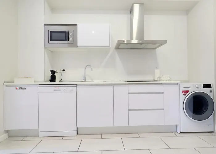 Conde De Gondomar 1 *